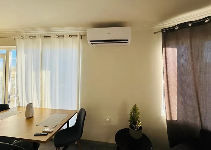 Aqua Blue 38 Penthouse Sunny *