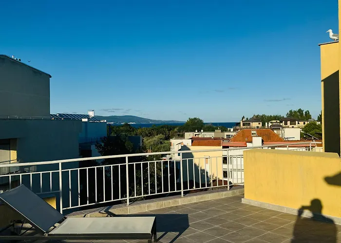 Aqua Blue 38 Penthouse Sunny Apartman *