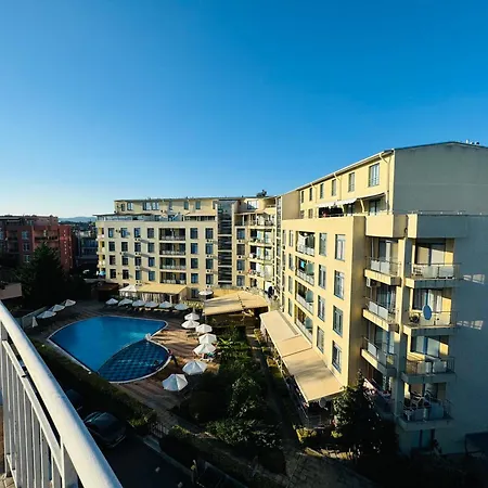 Apartment Aqua Blue 38 Penthouse Sunny *