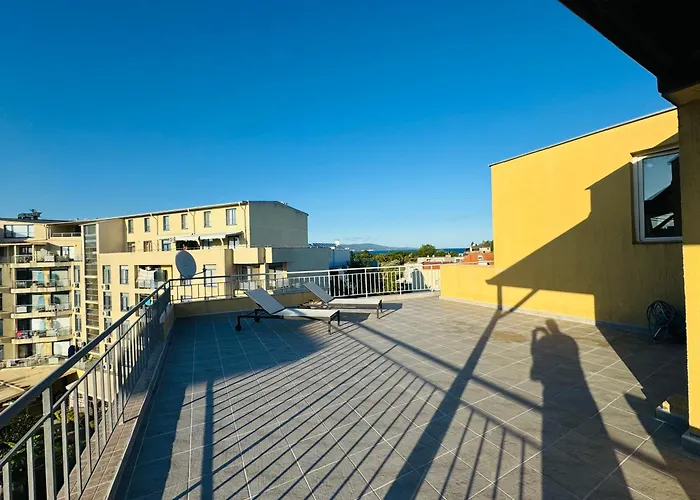 Aqua Blue 38 Penthouse Sunny Appartamento