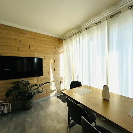 Aqua Blue 38 Penthouse Sunny شقة ساني بيتش