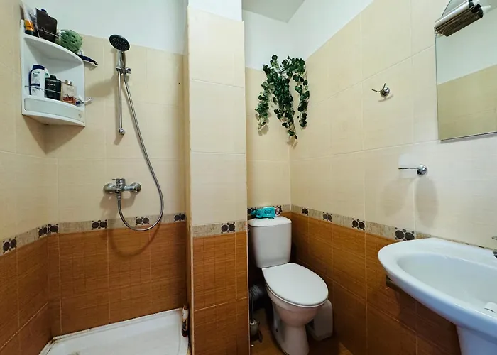 Aqua Blue 38 Penthouse Sunny شقة